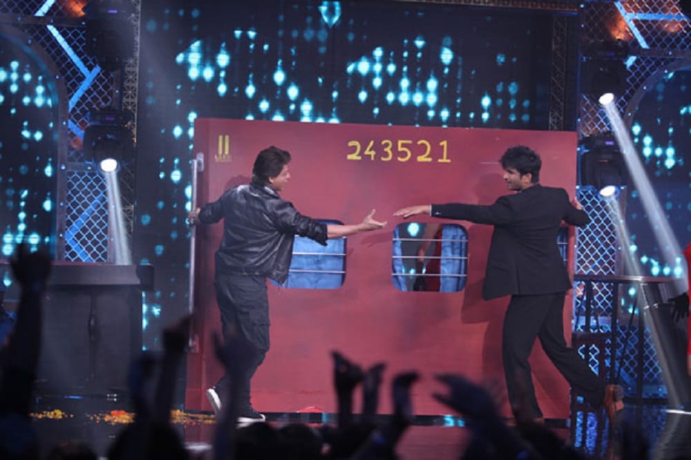 Sushant Singh Rajput duplicates Shah Rukh Khan on set of reality show