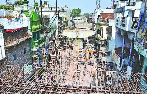 Shahmatganj, IVRI and red gate hang over the work of overbridge