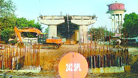 Hope to awaken the road from Shahmatganj to Ijjantnagar