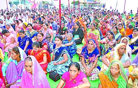 आनंद की अनुभूति कराता है गुरू का सानिध्य