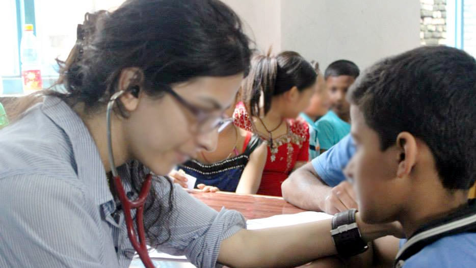 Health test of 550 patients in camp