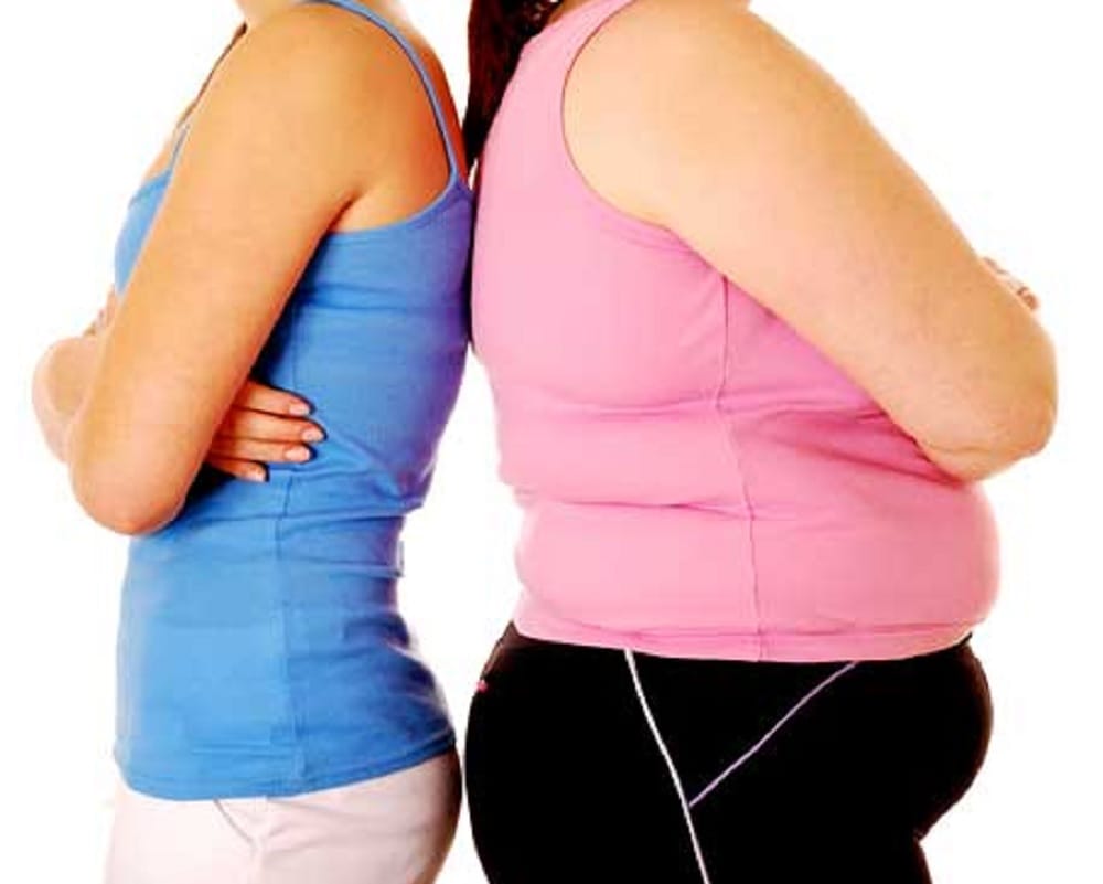 know how easily you can get rid of your back fat with this simple trick 