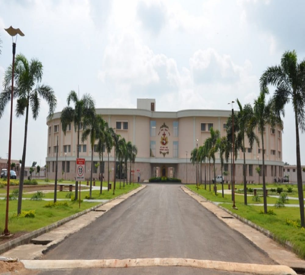 Shri Satya Sai Sanjeevni Hospital of Naya Raipur provides free of cost Heart Treatment 