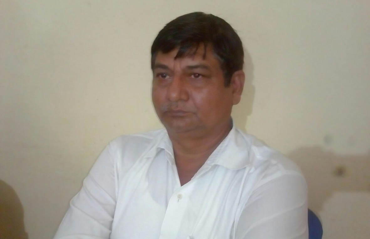 varanasi ACB team caught lekhpal taking bribe