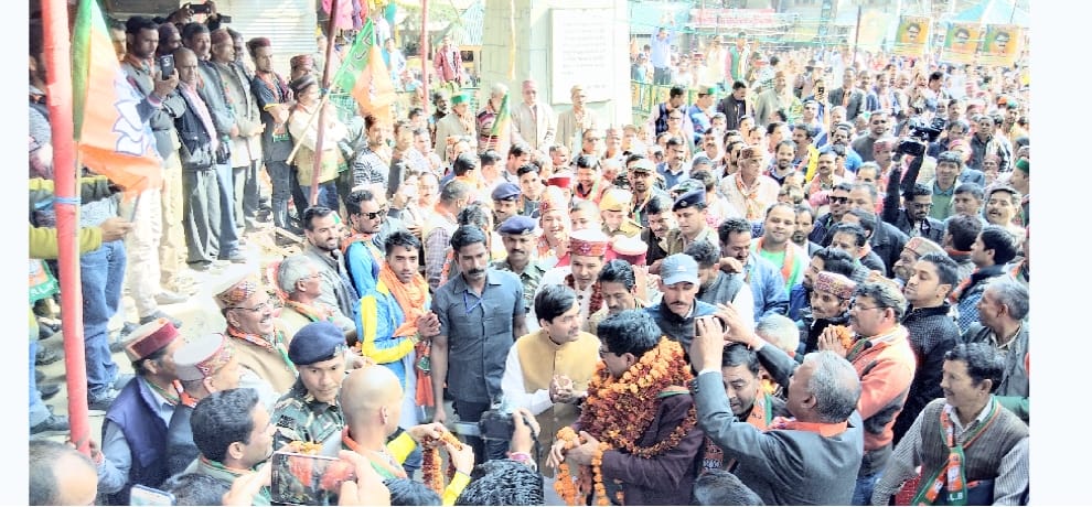 himachal assembly election national spokesman of bjp shahnawaz hussain rally at manali