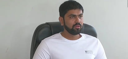 another patidar leader nikhil savani leaves bjp and says horse trading is running in gujarat