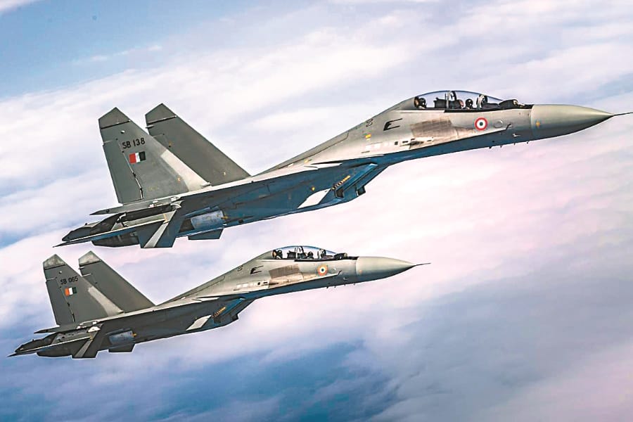 air force planes to perform operational exercise on   lucknow agra express way.