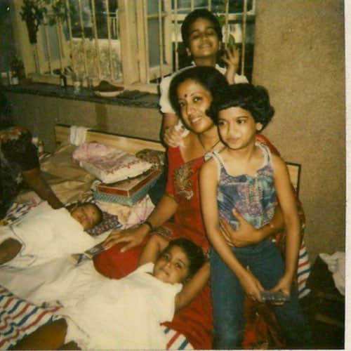 you can not Identify these famous Bollywood actress by their childhood picture