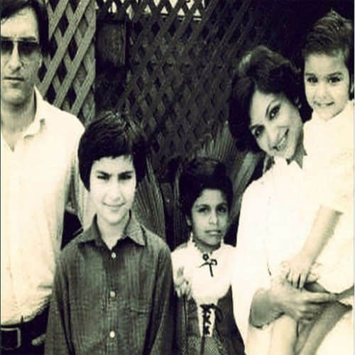 you can not Identify these famous Bollywood actress by their childhood picture