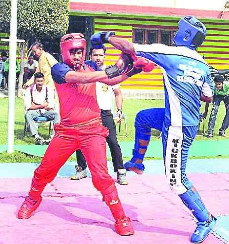 Nikhil wins gold with strong punch