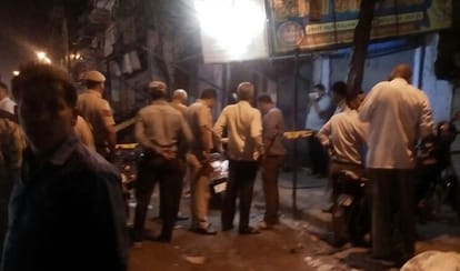thirty round firing in usmanpur delhi on two youth, one of them died and 1 serious