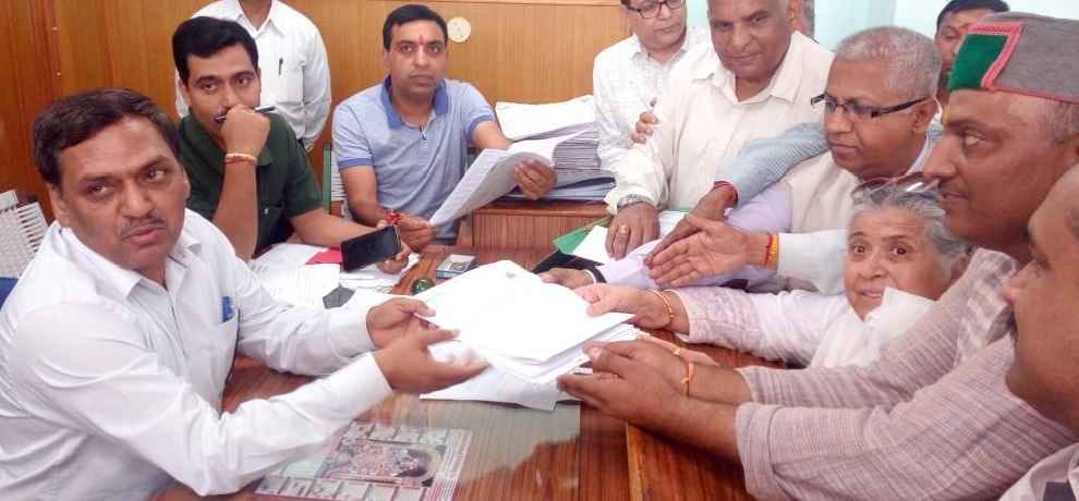 देहरा हलके से विप्लव ठाकुर ने भरा नामांकन