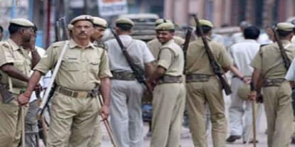 Papa did not go to Delhi, mummy and Uncle killed them