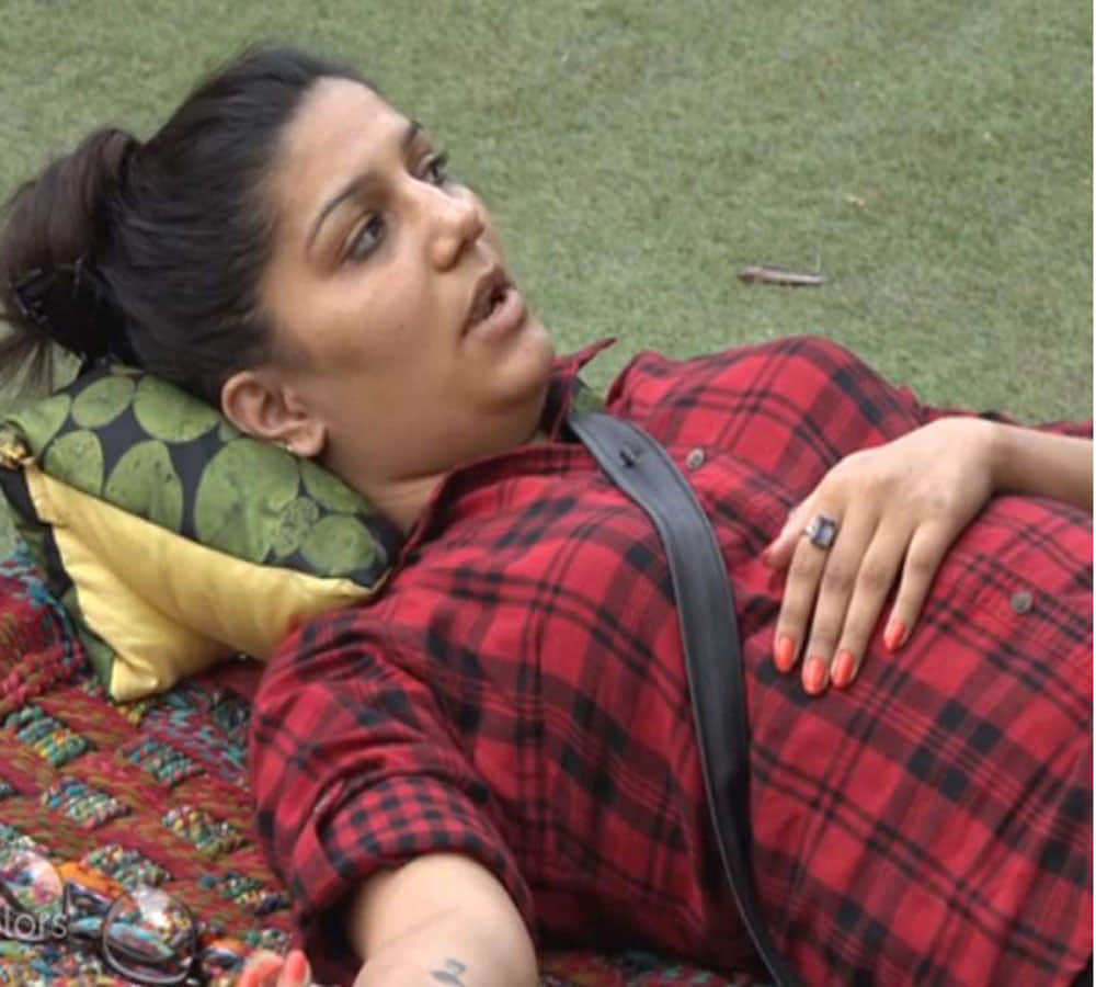 sapna choudhary again warn to contestant in bigg boss house