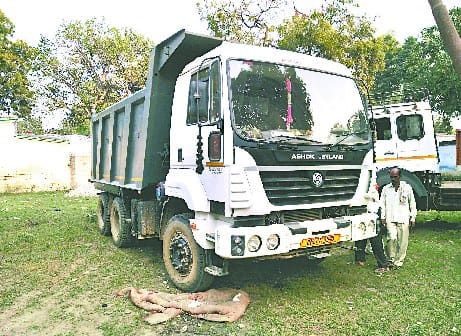 Father-son's death, women injured in road accident