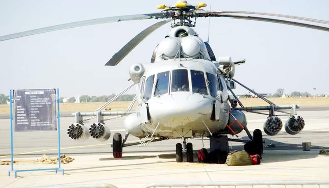 Air Force showing feat on Lucknow-Agra Express today