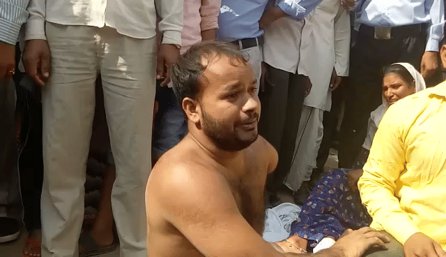 Handicap create drama in hospital, demand for wife's certificate