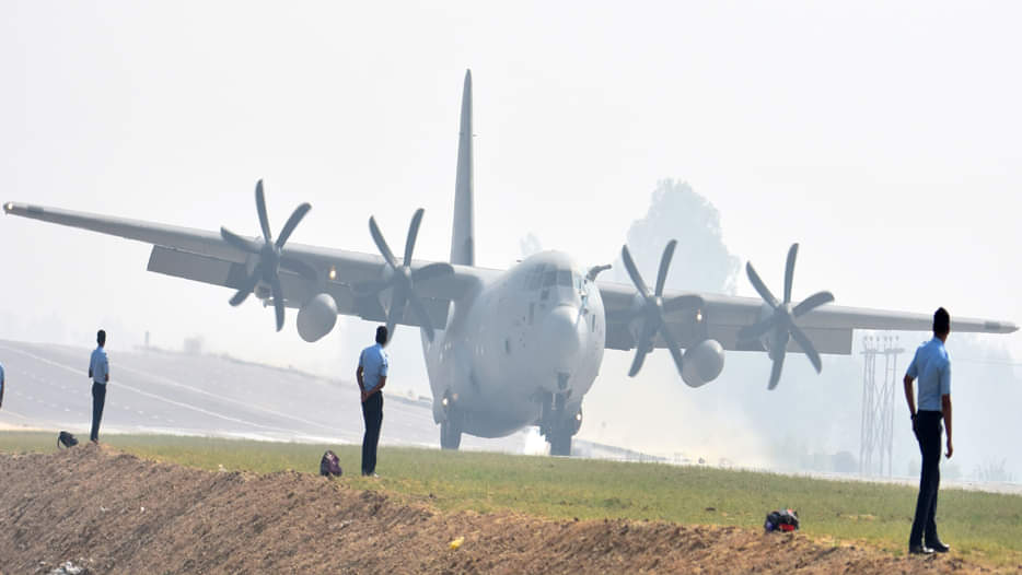 bravery of Indian Air Force on Express-Way