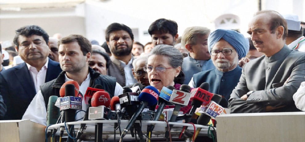 Considering the formation of advisory board in Congress, Can be handed over to Sonia