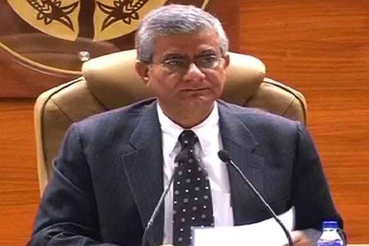 Chief Information Commissioner javed usmani spoke in Training program in lucknow