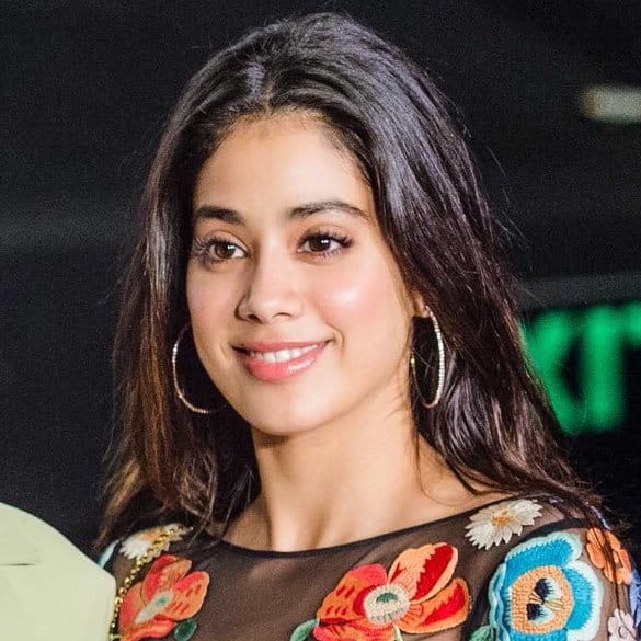 Sridevi elder daughter Jhanvi Kapoor takes bike riding lessons for Sairat remake