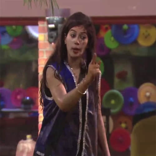 bigg-boss 11 preview contestants turns junglee for jungle task