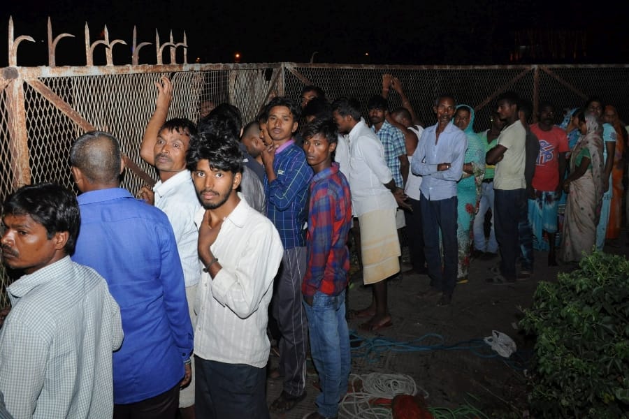  two get drowned in a lake and died in Lucknow.