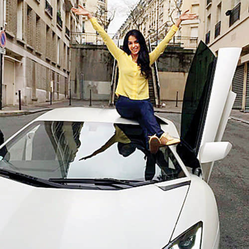 mallika sherawat thinks pm narendra modi is perfect bachelor