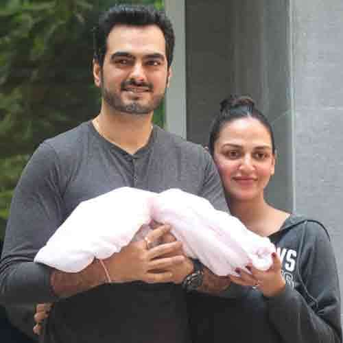 hema malini announced the name of esha deol baby girl