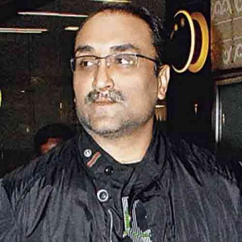 shahrukh khan fan wins the court case aditya chopra pay compensation amount