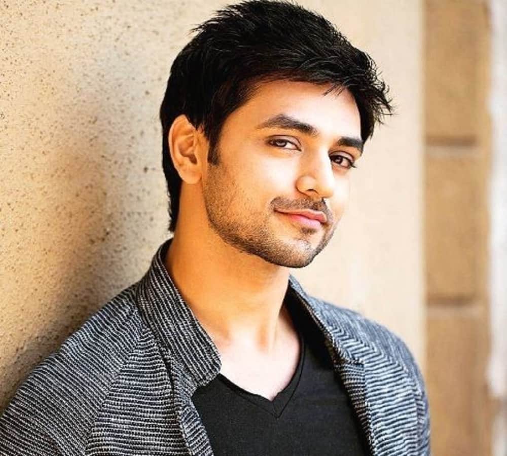 know about actor shakti arora who turns down bigg boss fee offer 