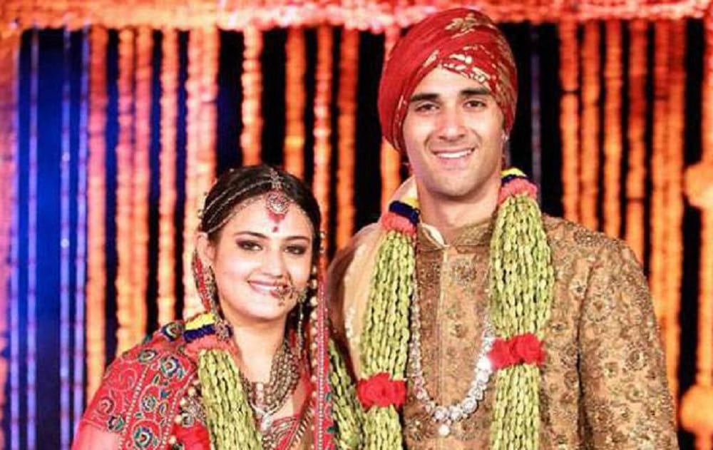 kriti kharbanda share loving photo with pulkit samrat