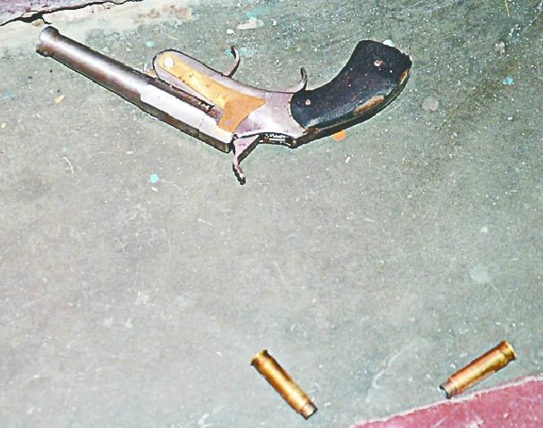 Youth shot dead in Gyan Vihar