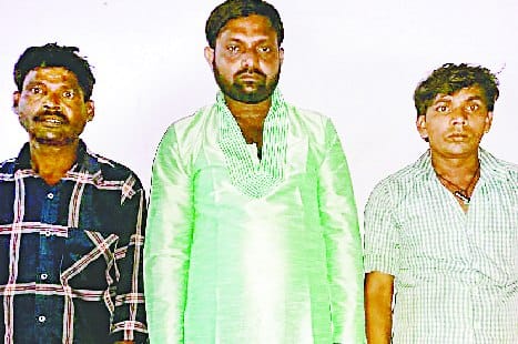 Three smugglers arrested with 44 kg charas going to Shamli from Bihar