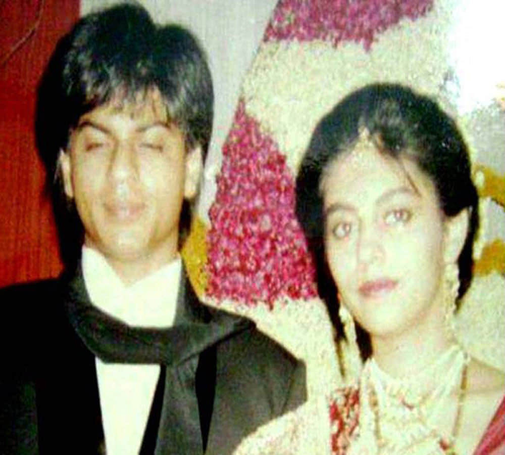 shah rukh khan and gauri khan wedding album know his love story