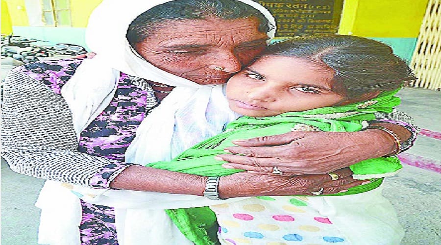 Leaving Haridwar to sell the teenager for five thousand, recovered from Lucknow
