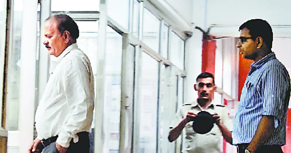 chandigarh sub inspector mohan singh arrested in bribe case