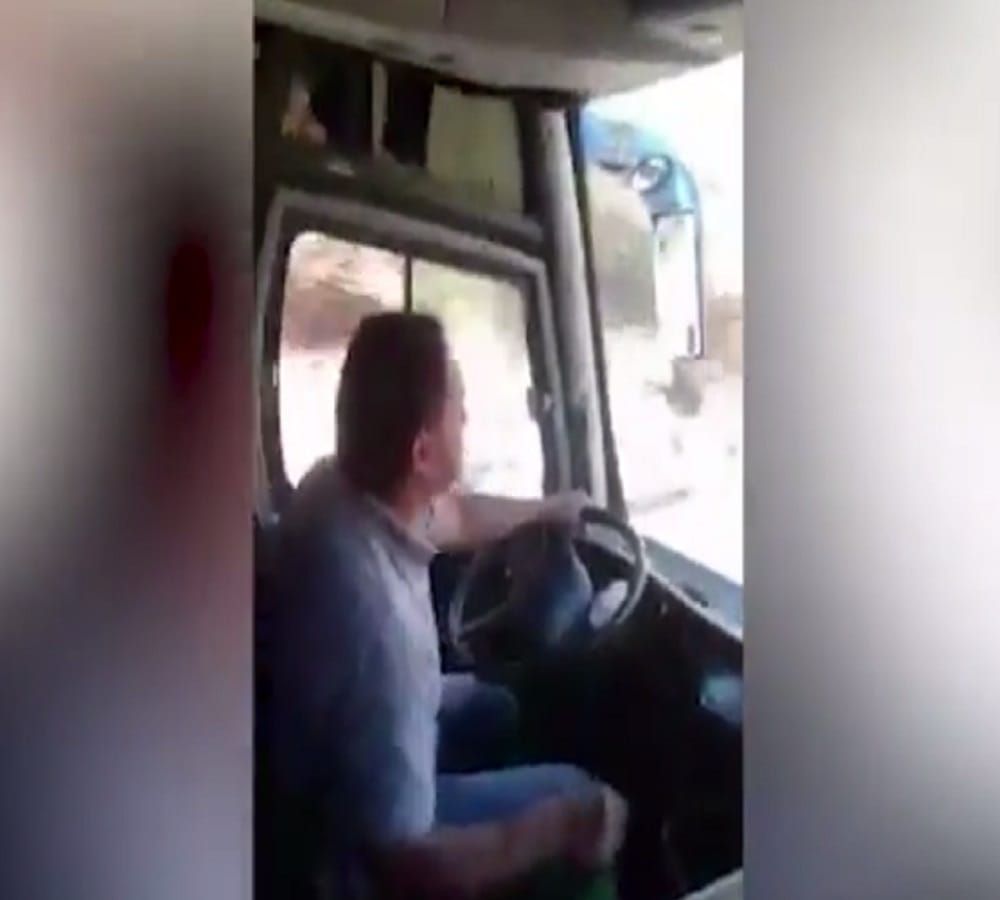 Video being Viral of Driver dance stunt in moving bus