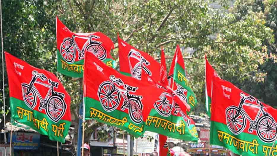 new fight begun in samajwaadi party