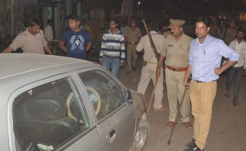 होटलों में पार्किंग का अभाव देख एसडीएम ने लगाई फटकार
