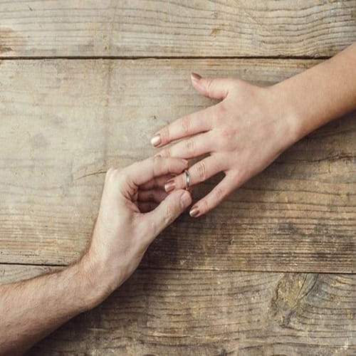 index finger length indicate your luck and money according to palmistry