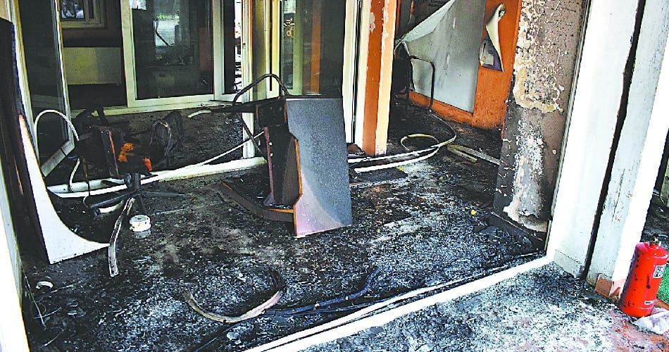 man burnt himself in dispute with mother