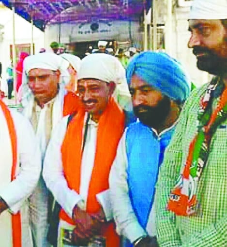 Now the photo of former MLA Imran Viral