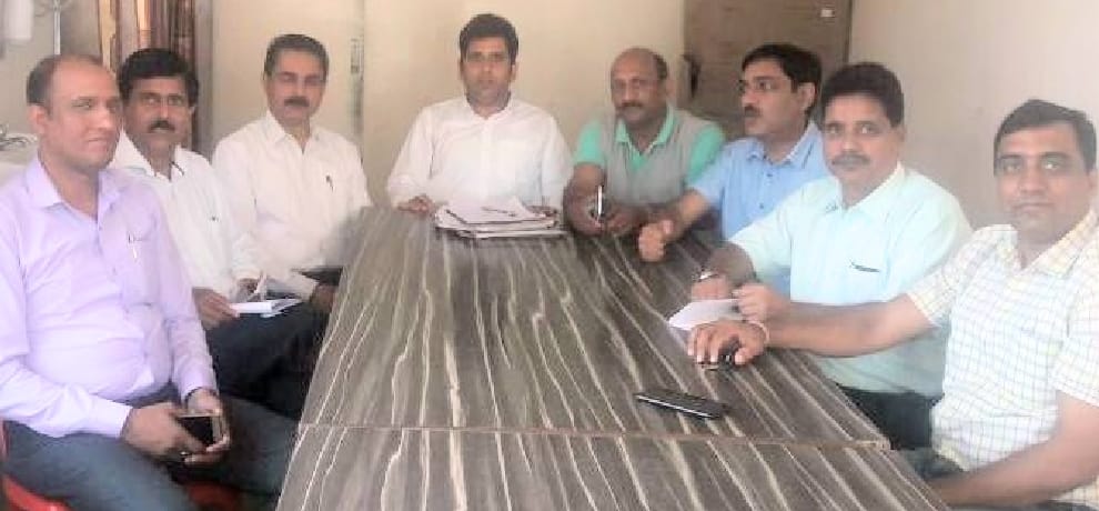 himachal election news senior teacher Opposed decision of imposing electoral duty under junior