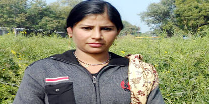 Nirbhaya Gurjar wife Neelam Gupta decided contesting election