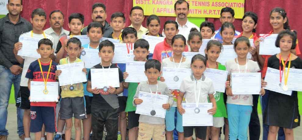 रेनबो के खिलाड़ियों ने झटके 21 मैडल