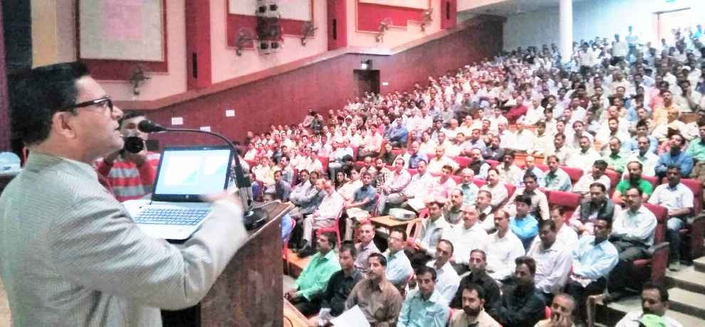ईवीएम से लेकर वीवीपैट की कार्यप्रणाली जानी