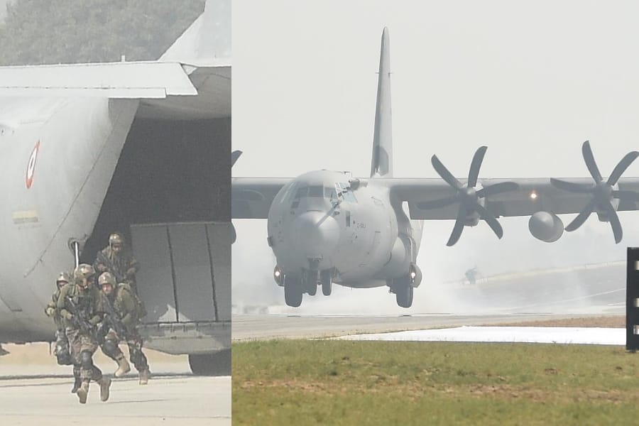 operational exercise of indian air force on lucknow agra express way.