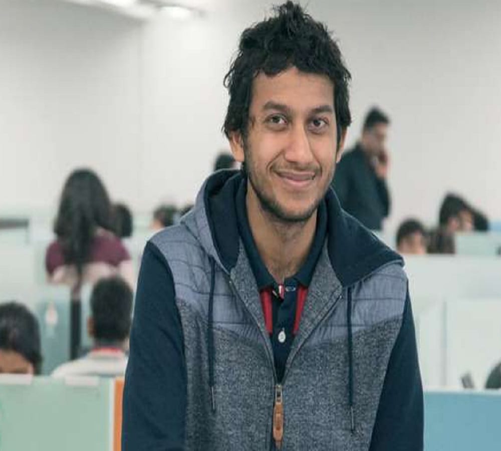 Odisha boy Ritesh Agarwal become the  OYO Rooms company owner at the age of 23