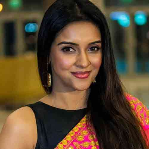 bollywood actress asin becomes mother of a baby girl